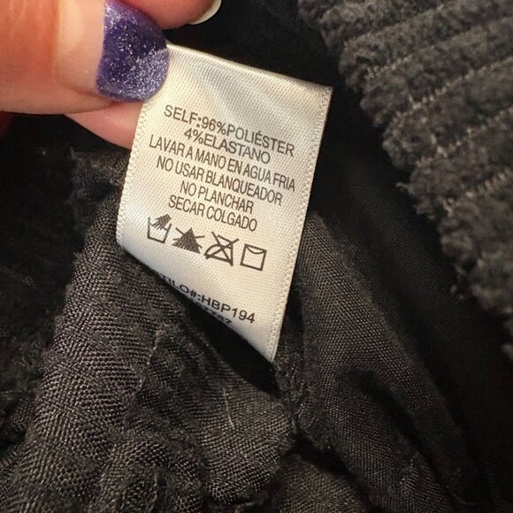 Womens Black Corduroy Cargo Wide Leg High Waist Pants Slight Stretch Size Medium - Picture 5 of 11